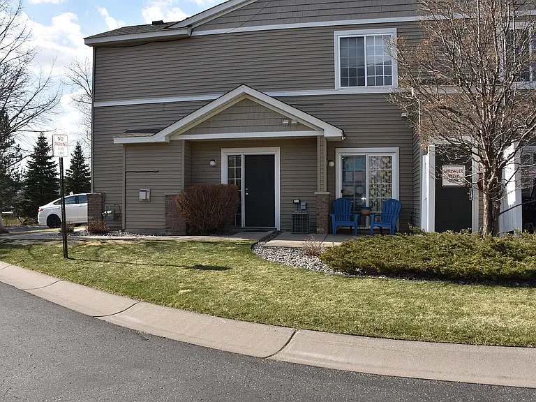 4980 Garland Ct N #H — Photo 11