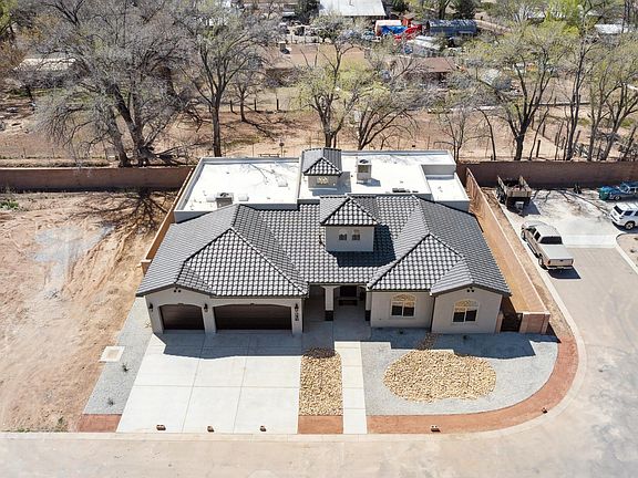 4th image of 246 Valle Encantado Dr NW