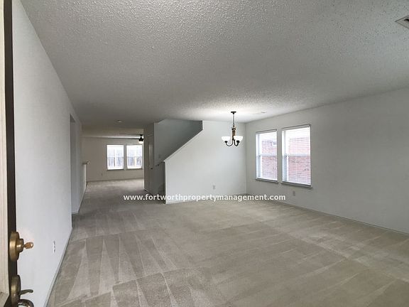 5th image of 7929 Hidden Brook Dr