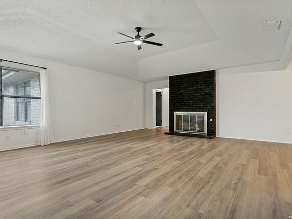 5th image of 10106 Grand Park