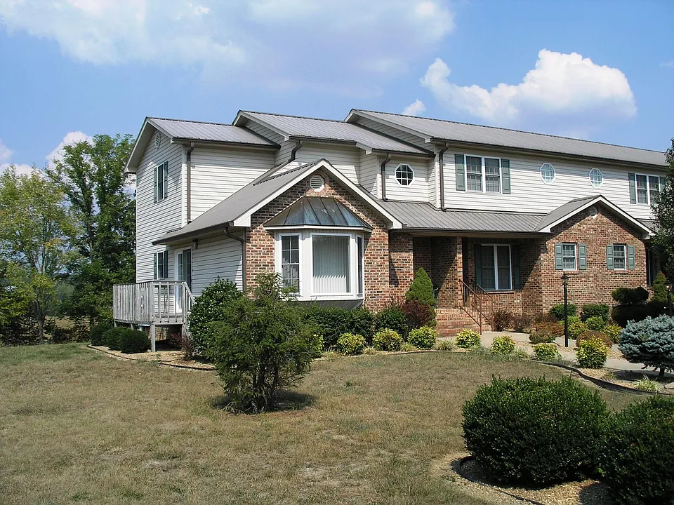 7040 Blue Springs Pkwy