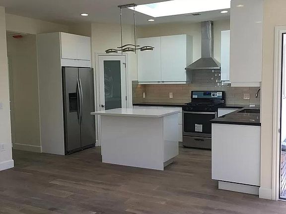 4th image of 816 Sevely Dr #816