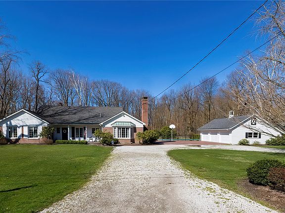 2nd image of 6336 Red Pine Ln