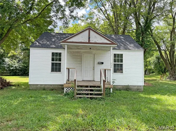 520 E Mound St, Sparta, IL 62286
