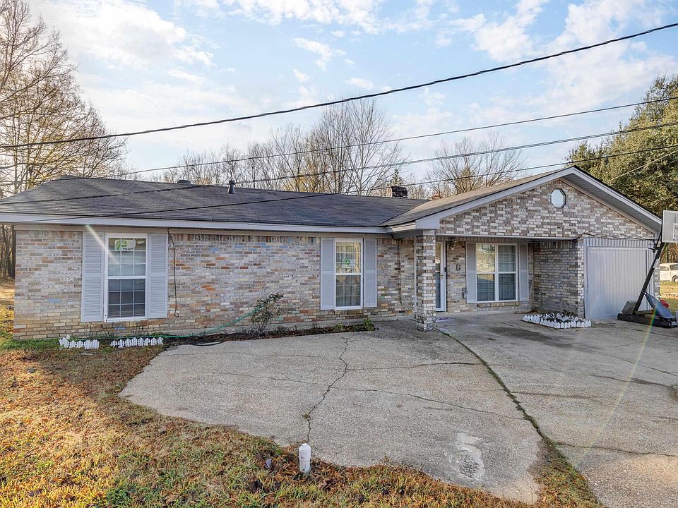 1st image of 56 Greenfield Dr