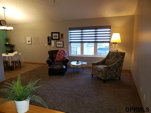 5th image of 7940 Leo Ln