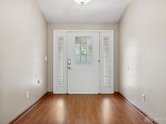 3rd image of 6761 Deer Meadows Dr