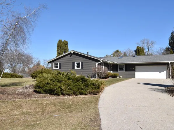 2940 Woodland COURT, Colgate, WI 53017