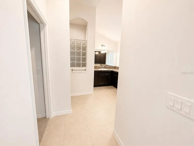 3942 Zenith Loop — Photo 15