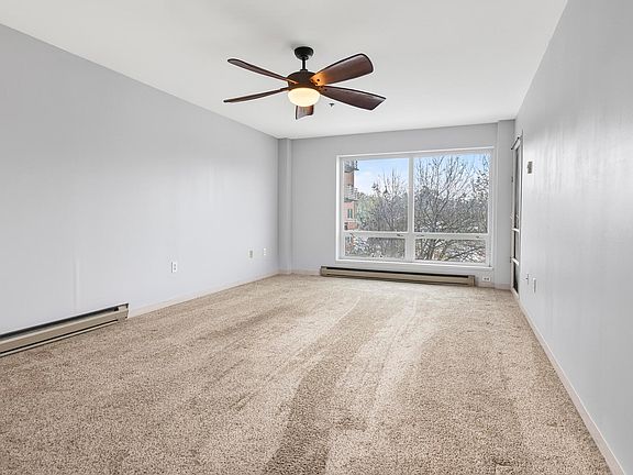 4th image of 148 Breakwater Drive #302