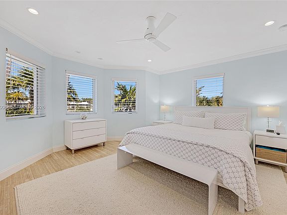 5th image of 26 Marlin Ln #B