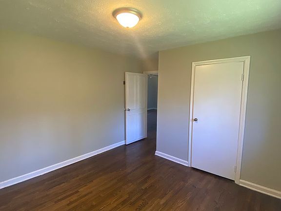 4th image of 7919 1/2 Westland Dr SW