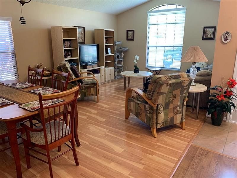 2nd image of 2436 Shelby Cir