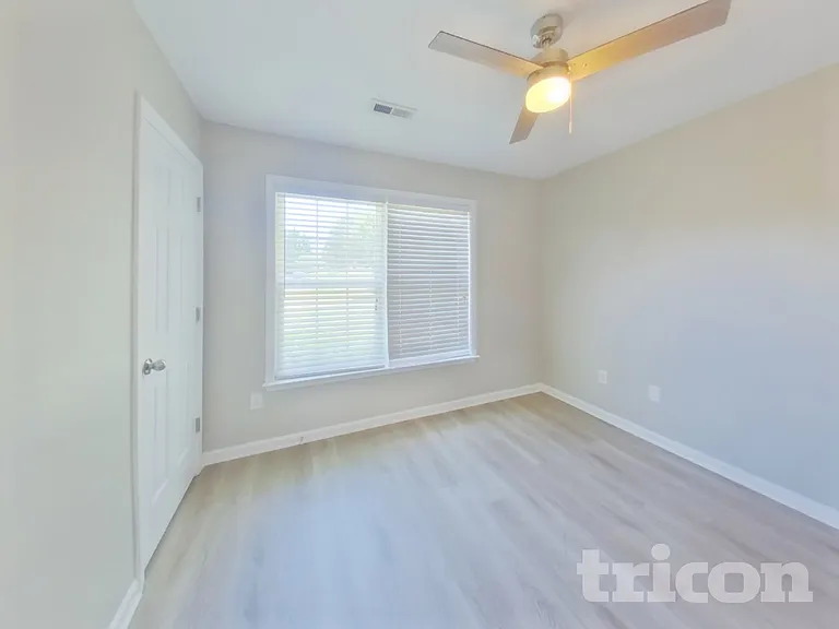 707 Patriot Ln — Photo 13