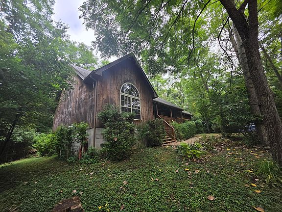 2nd image of 3215 Township Road 221