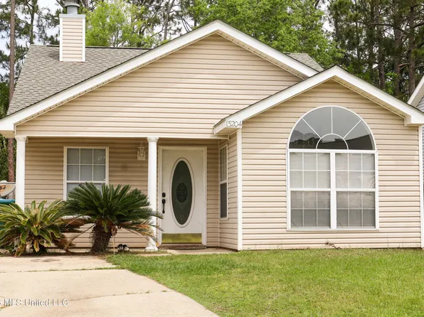 13204 Warren Dr, Gulfport, MS 39503