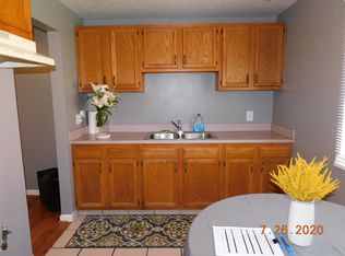4889 Banbury Ct APT 19, Warrensville Heights, OH 44128