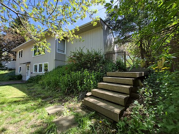 2nd image of 1431 Alpowa Ave