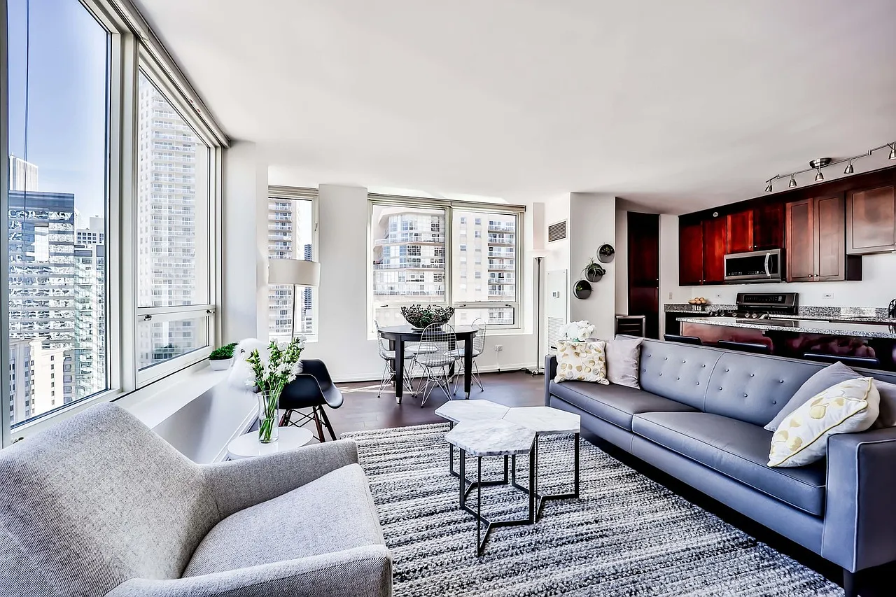2 bed, 1400 sqft, $4,400 — Photo 2