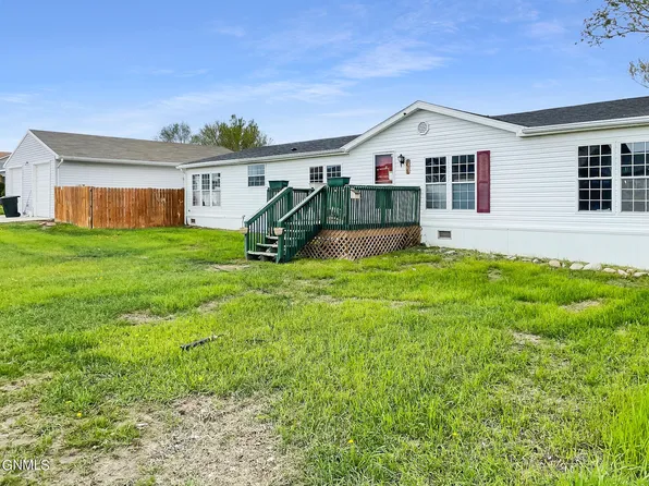 1806 31st St W, Williston, ND 58801