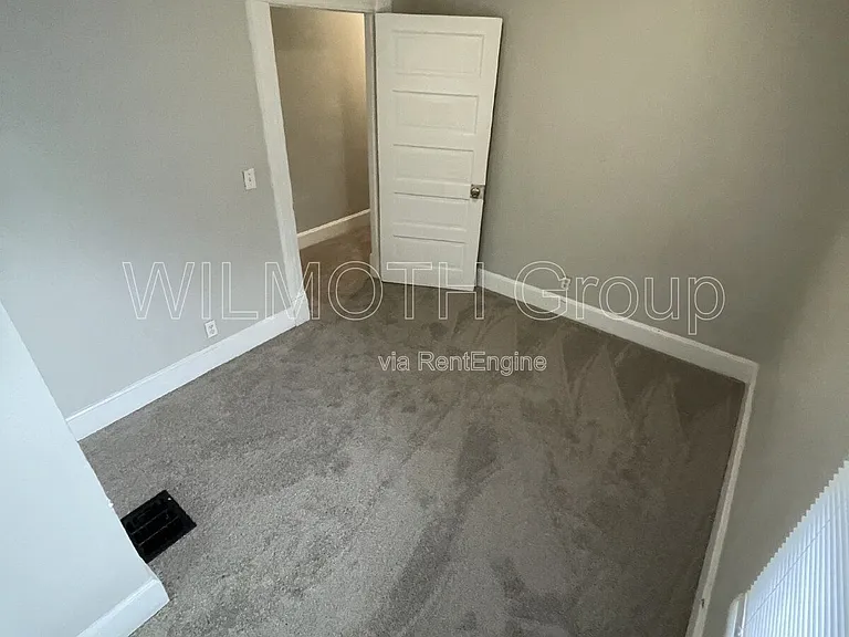442 N Denny St — Photo 16