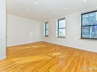 106 W 28th St #3, New York, NY 10001