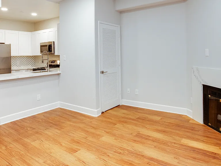 5550 W 6th St #1-202 — Photo 3