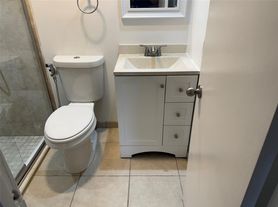 6051 10th Ave N, Greenacres, FL