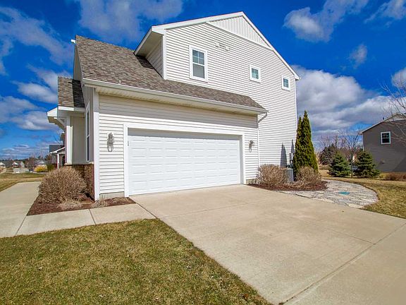 3rd image of 12875 Warm Creek Dr