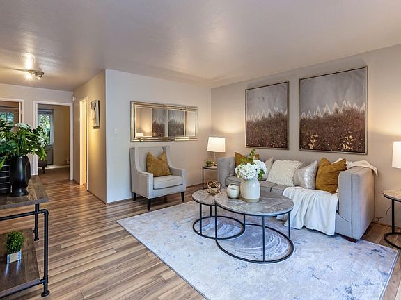 4th image of 505 Cypress Point Dr Unit 132