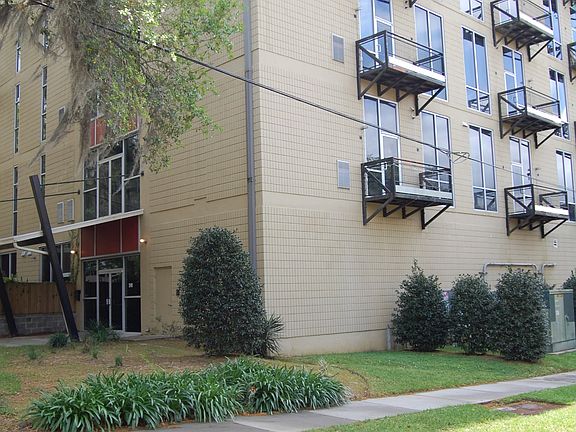 2nd image of 420 N Adams St Unit 103