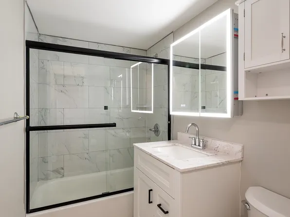 9060 Palisade Avenue image 2 of 17