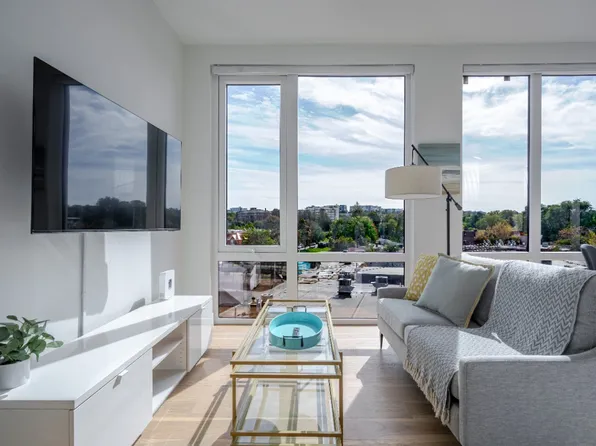 36-38 Hichborn St #401A, Brighton, MA 02135
