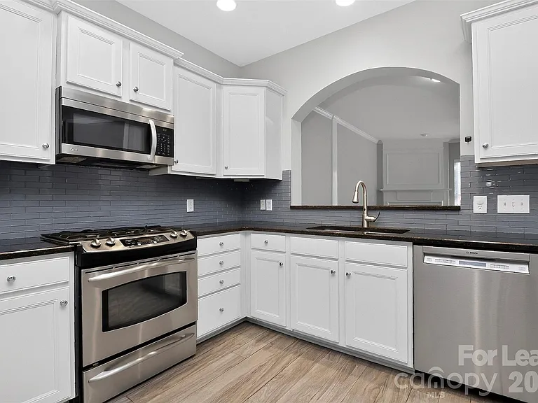 629 6th Baxter Xing — Photo 12