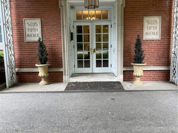 5025 5th Ave APT 2D, Pittsburgh, PA 15232