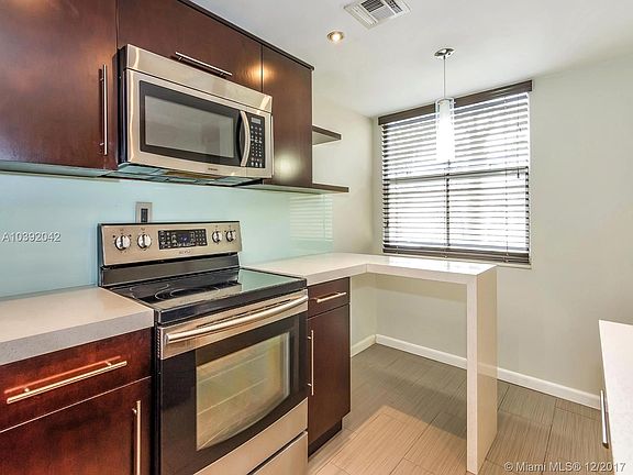 3rd image of 4872 NW 97th Pl