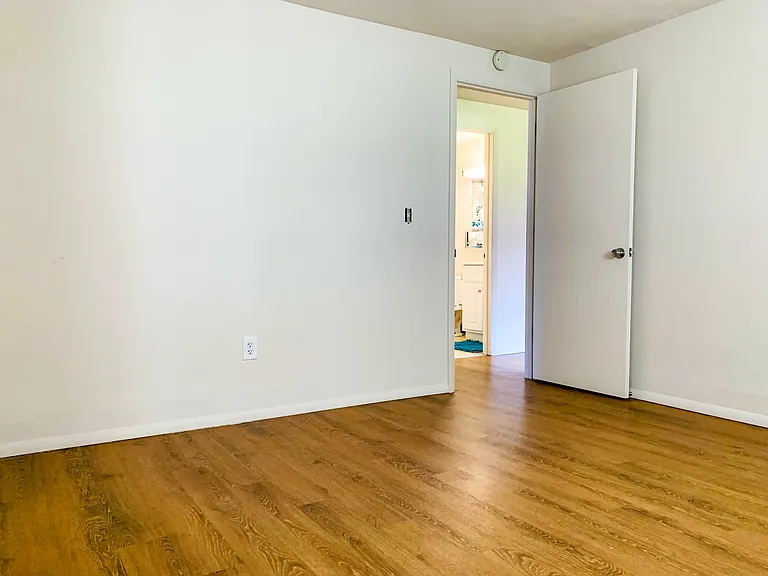 1817 S Nantucket Dr — Photo 8
