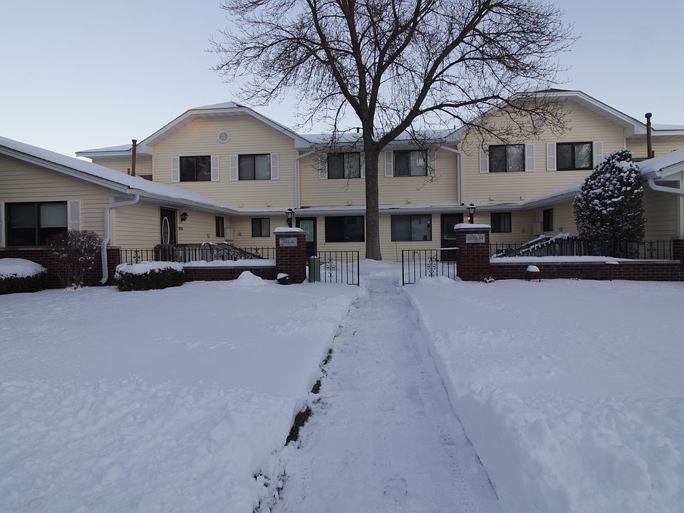 1st image of 2646 Brookdale Ln N