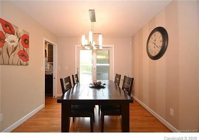 2843 Windsor Chase Dr — Photo 10