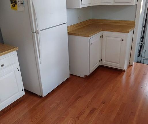 4th image of 4516 Fitzhugh Ave