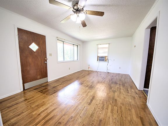 5th image of 1005 Sequoyah Way