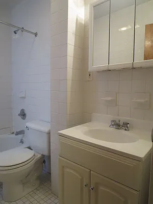 Rented by Waverly Realty Associates | media 17