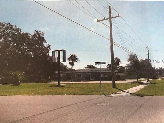 3rd image of 1003 Virginia Ave
