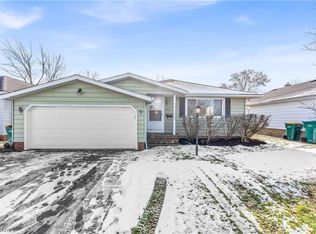 15716 Dunbury Dr, Maple Heights, OH