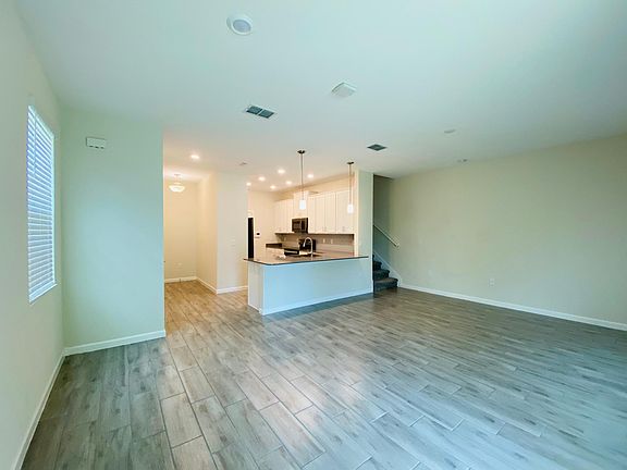 4th image of 10028 Red Eagle Dr