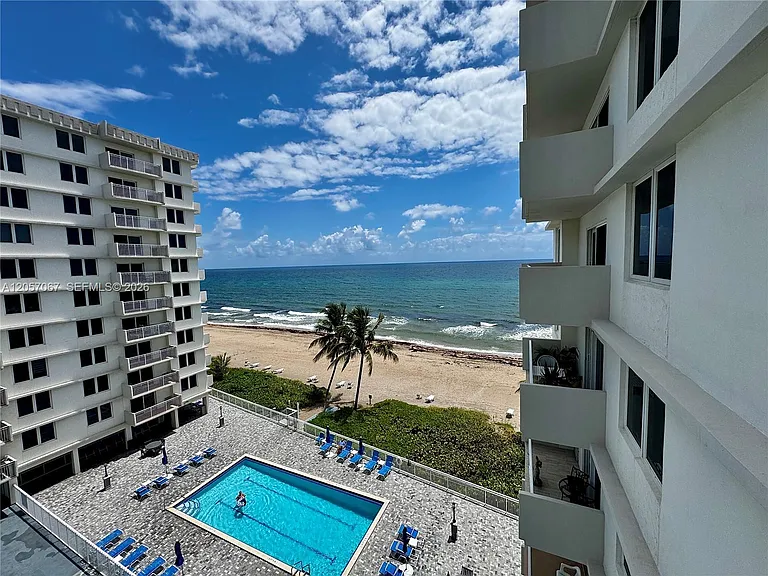 3221 S Ocean Blvd #608 — Photo 1