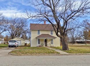 122 S Wichita Ave, Haven, KS 67543