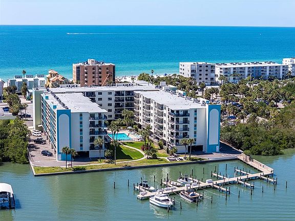 2nd image of 19531 GULF BOULEVARD #414