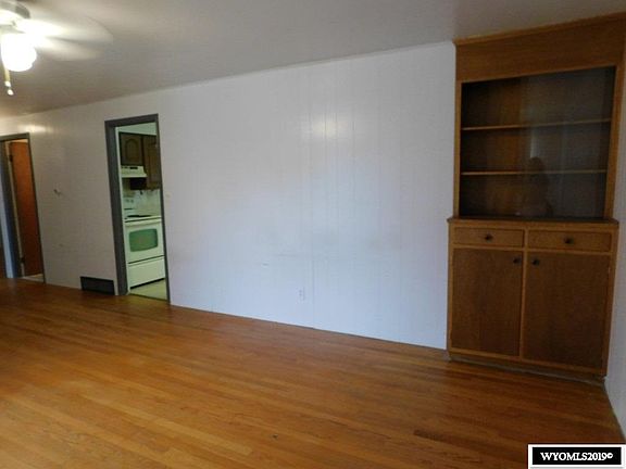 4th image of 149 Evans St