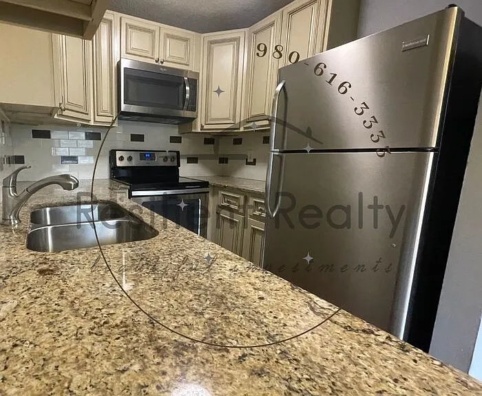 110 Wilshire Ave SW — Photo 5
